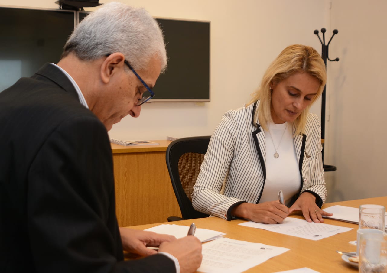 Firma Convenio marco entre la UPE y la JIAAC
