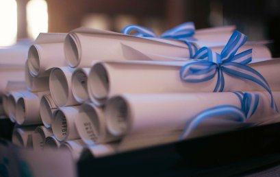 Más de 70 nuevos profesionales recibieron su título en la UPE